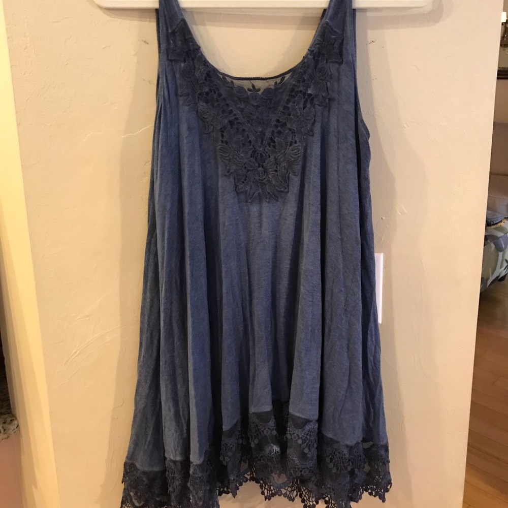 Knox Rose tank